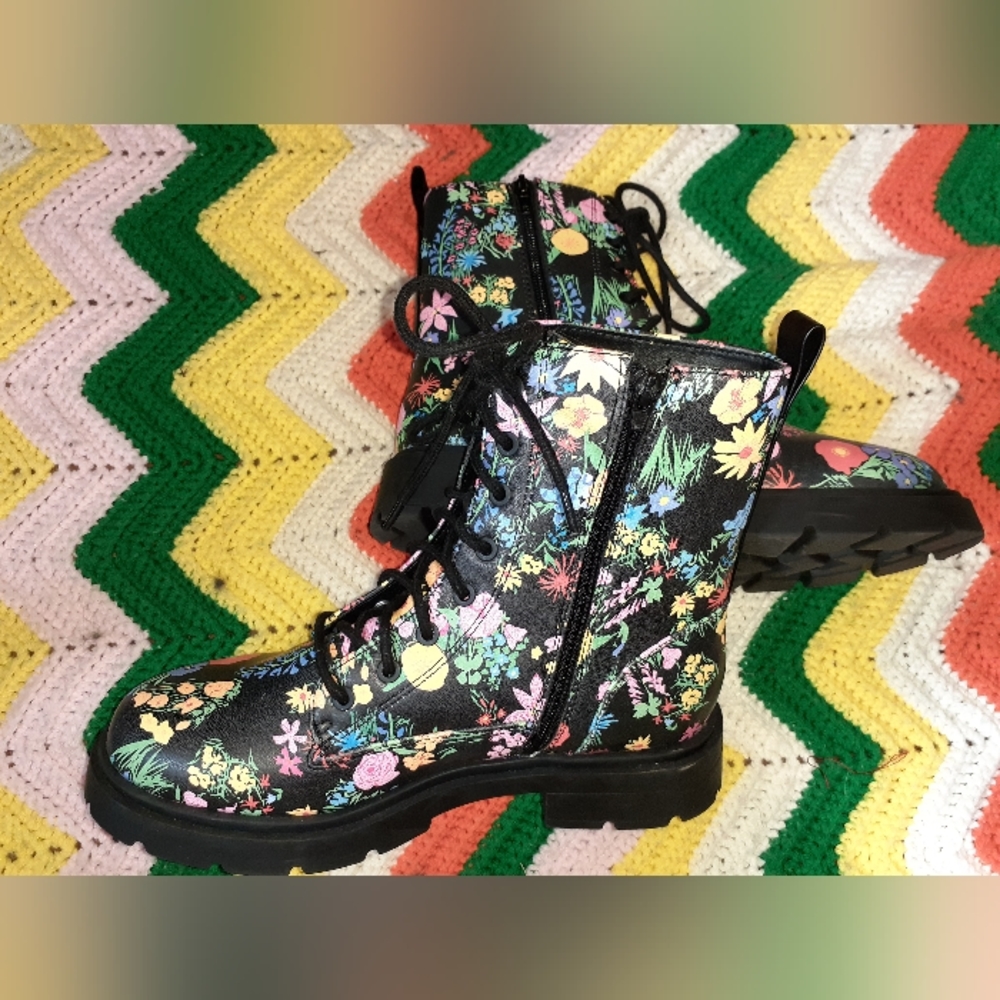Floral Combat Boots - Picture 3 of 6